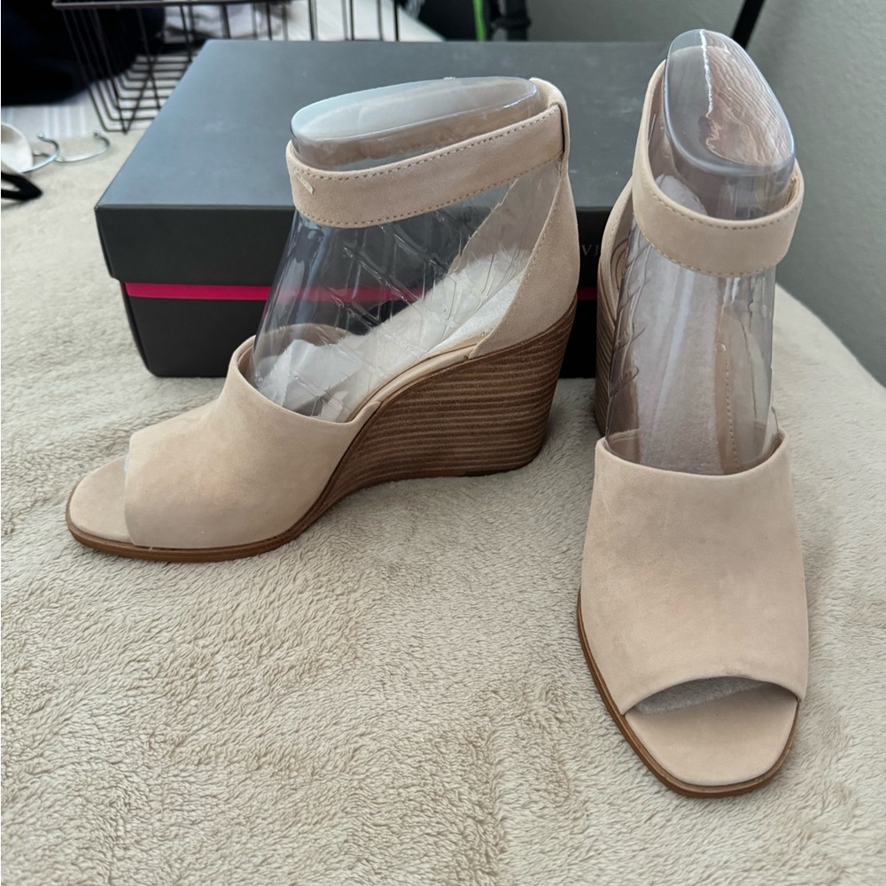 Vince Camuto Deedriana Wedge Sandals